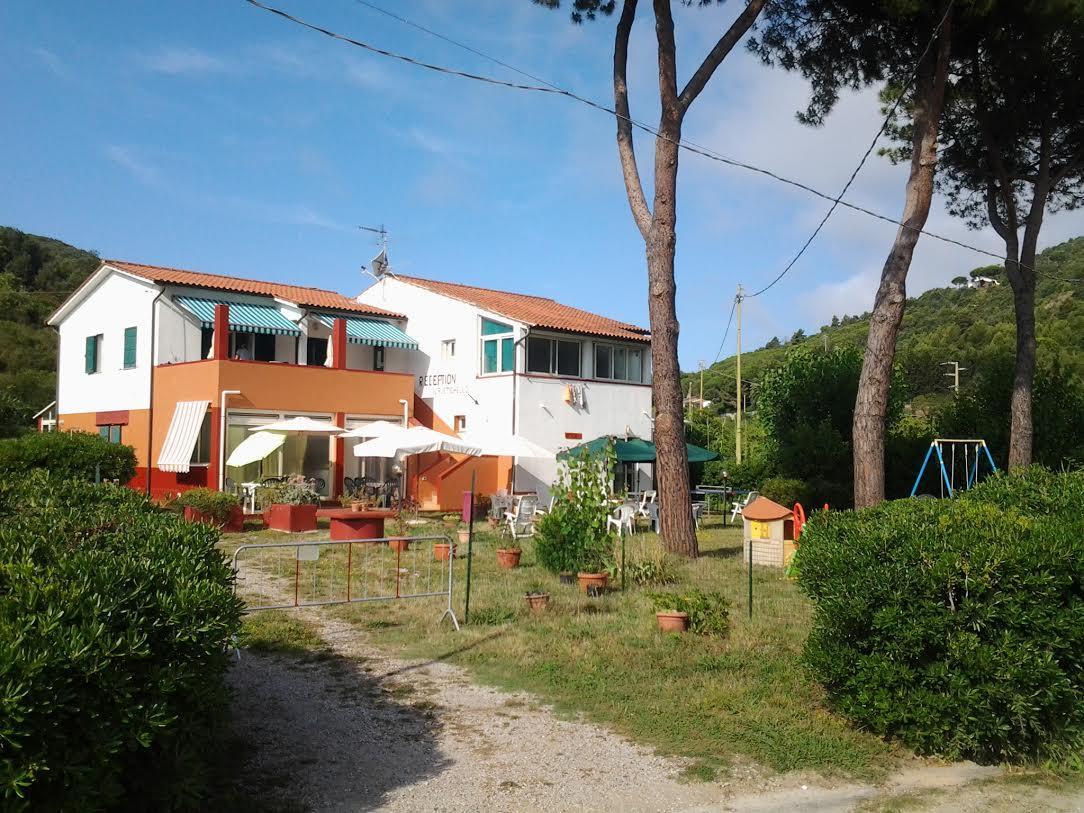 Hotel Rustichello Marina di Campo Dış mekan fotoğraf